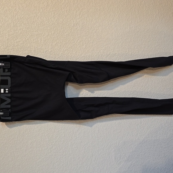 Under Armour Black Performance Compression Tights Hear Gear - Picture 2 of 3